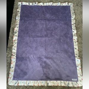 Saranoni purple deers receiving blanket